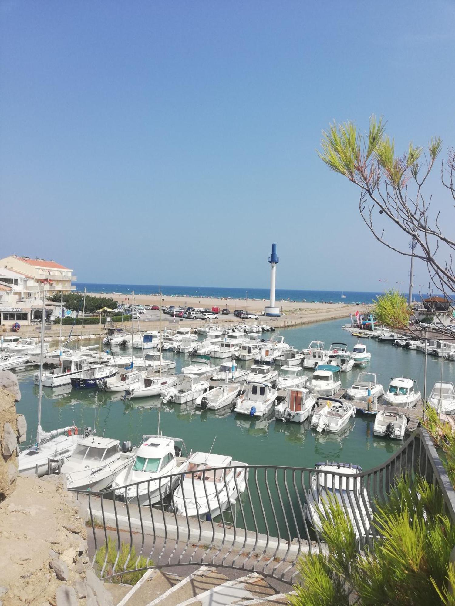Superbe Appartement Avec Vue Sur Mer Et Port, Parking Prive Saint-Pierre-la-Mer  Eksteriør billede