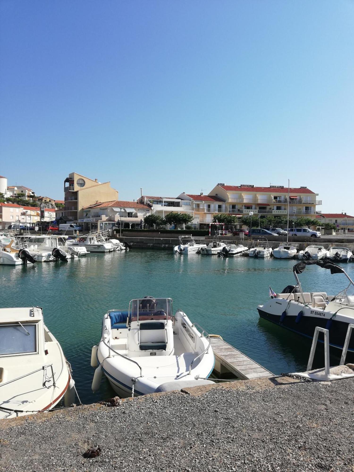 Superbe Appartement Avec Vue Sur Mer Et Port, Parking Prive Saint-Pierre-la-Mer  Eksteriør billede